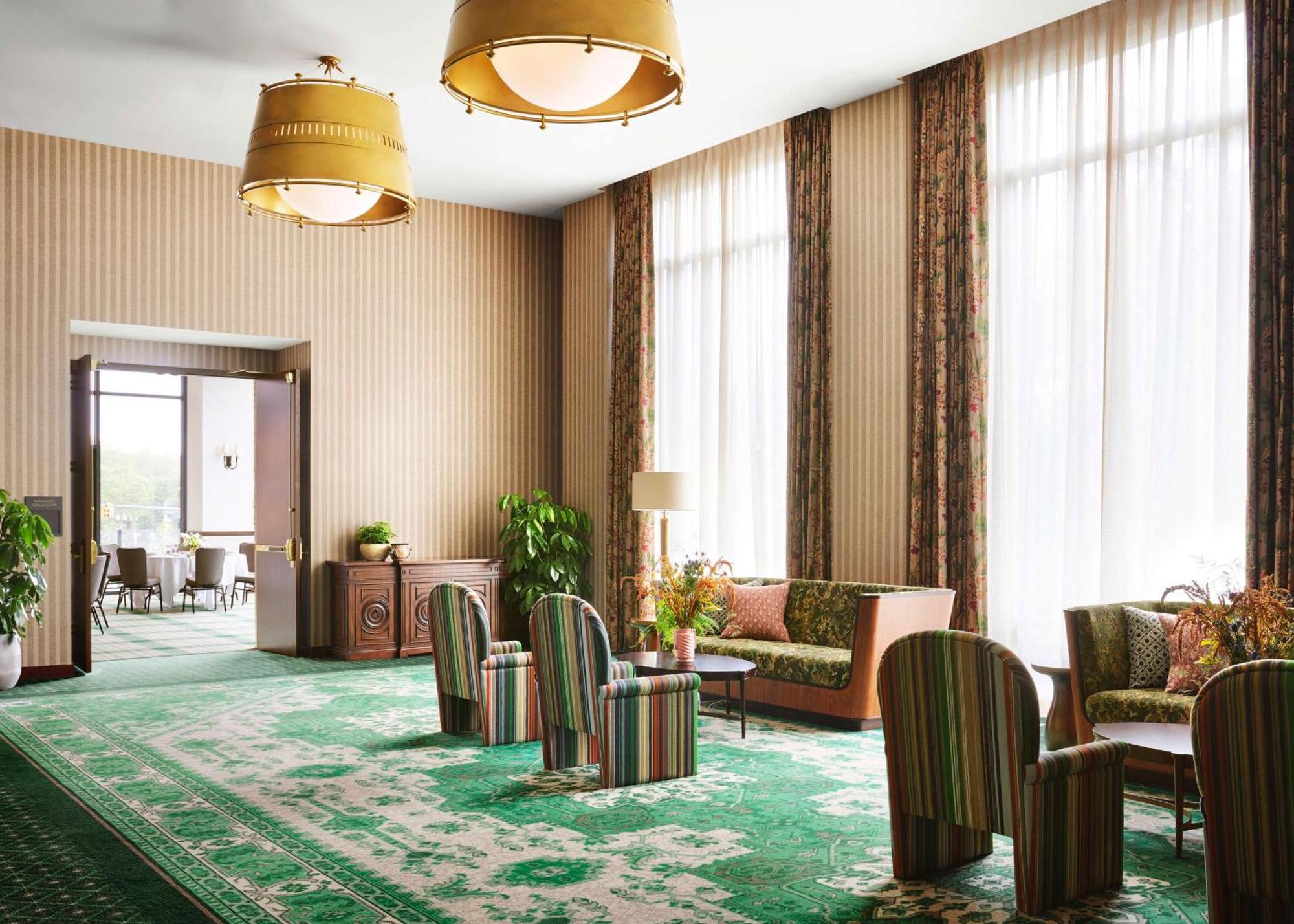 Graduate By Hilton East Lansing Hotell Exteriör bild